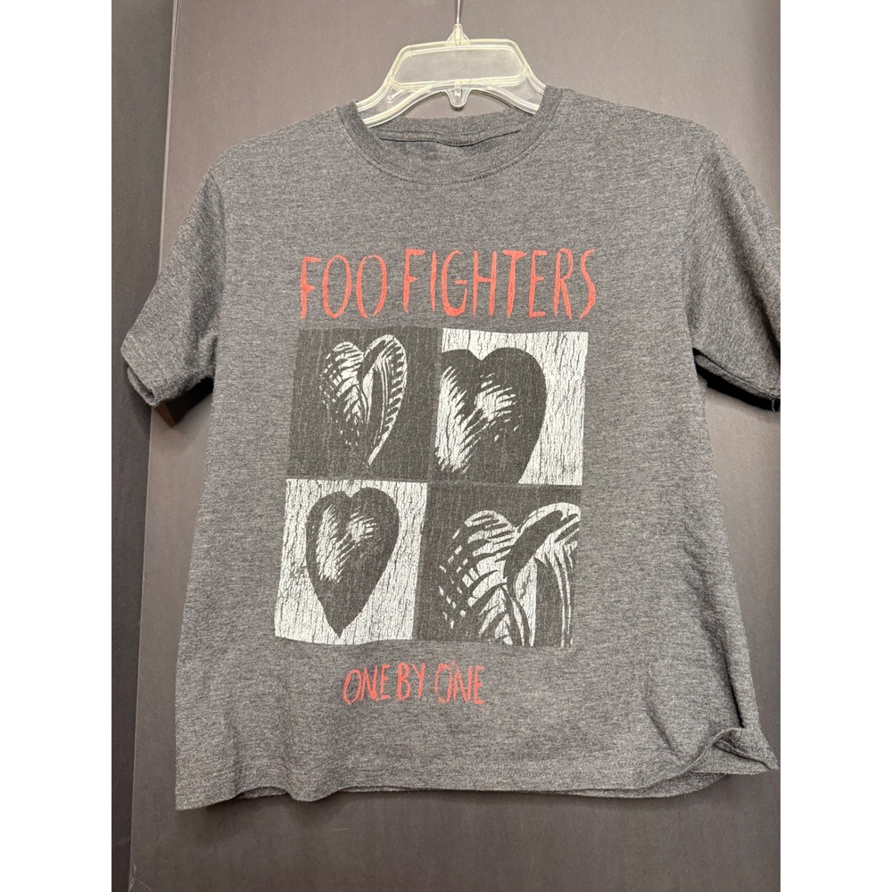 Foo Fighters One By One Album Graphic T-Shirt Gray XS Rock Band Tee